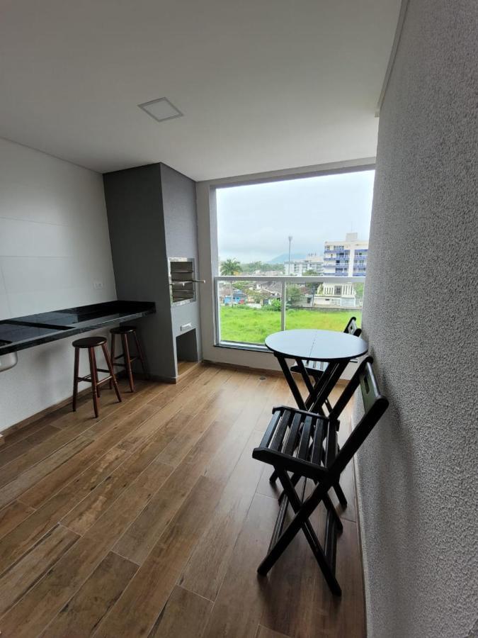 Apartamento Com Piscina No Centro Apartment Ubatuba Exterior photo